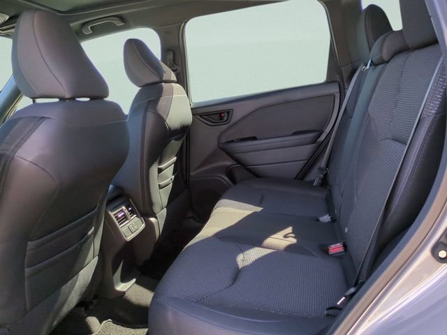 Used 2026 Subaru Forester Premium AWD/4WD image 9