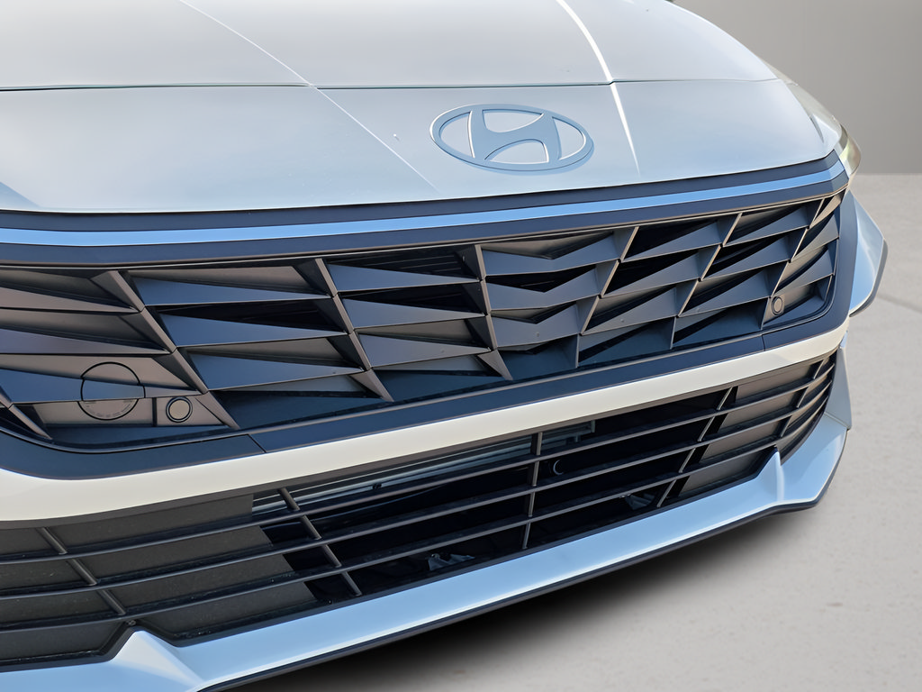 New 2026 Hyundai Elantra Sport FWD image 9