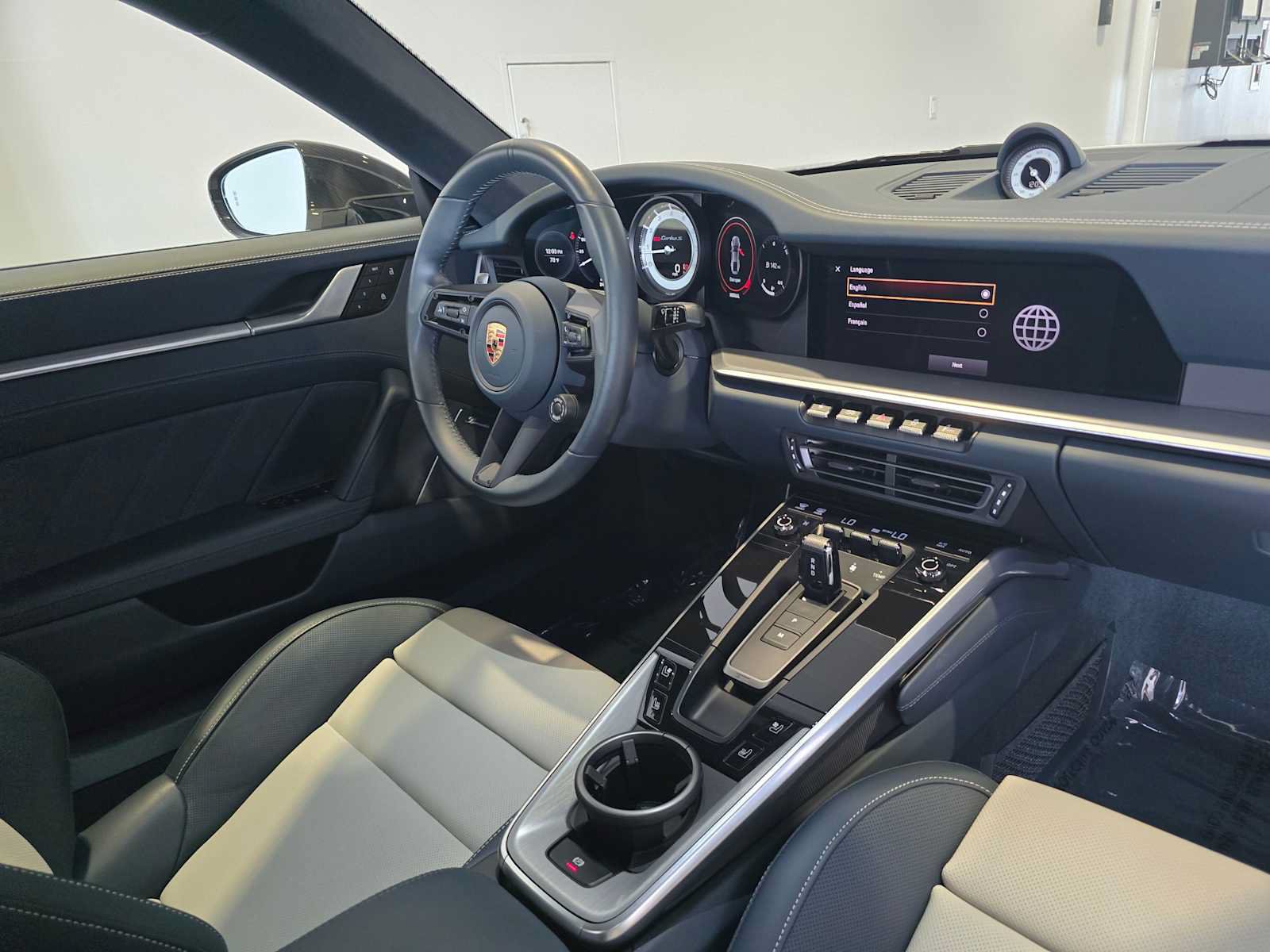 Used 2025 Porsche 911 Turbo S AWD/4WD image 11