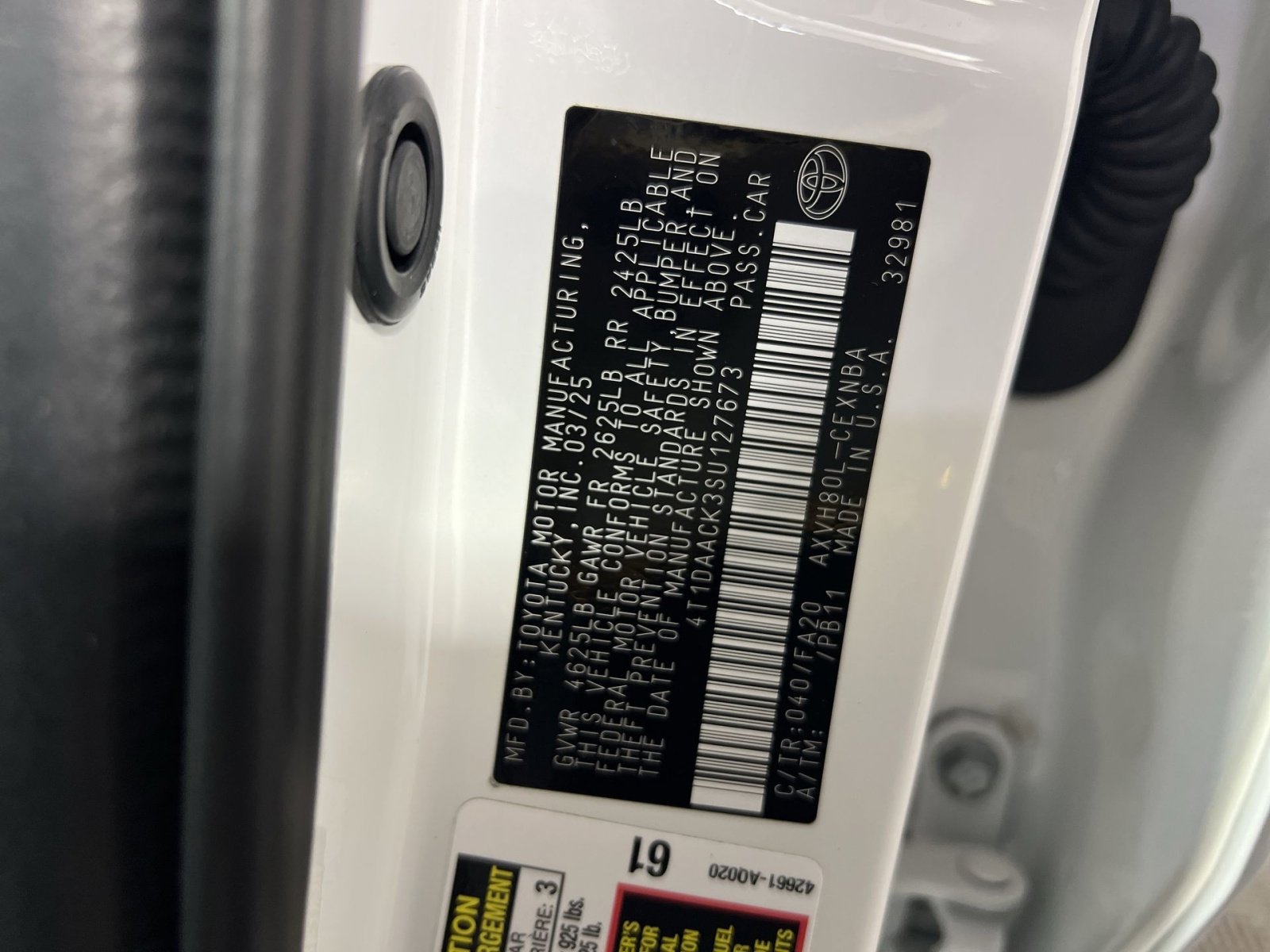 Used 2025 Toyota Camry LE image 30