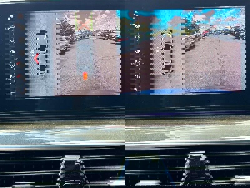 Used 2019 BMW 530i xDrive w/ Convenience Package image 20