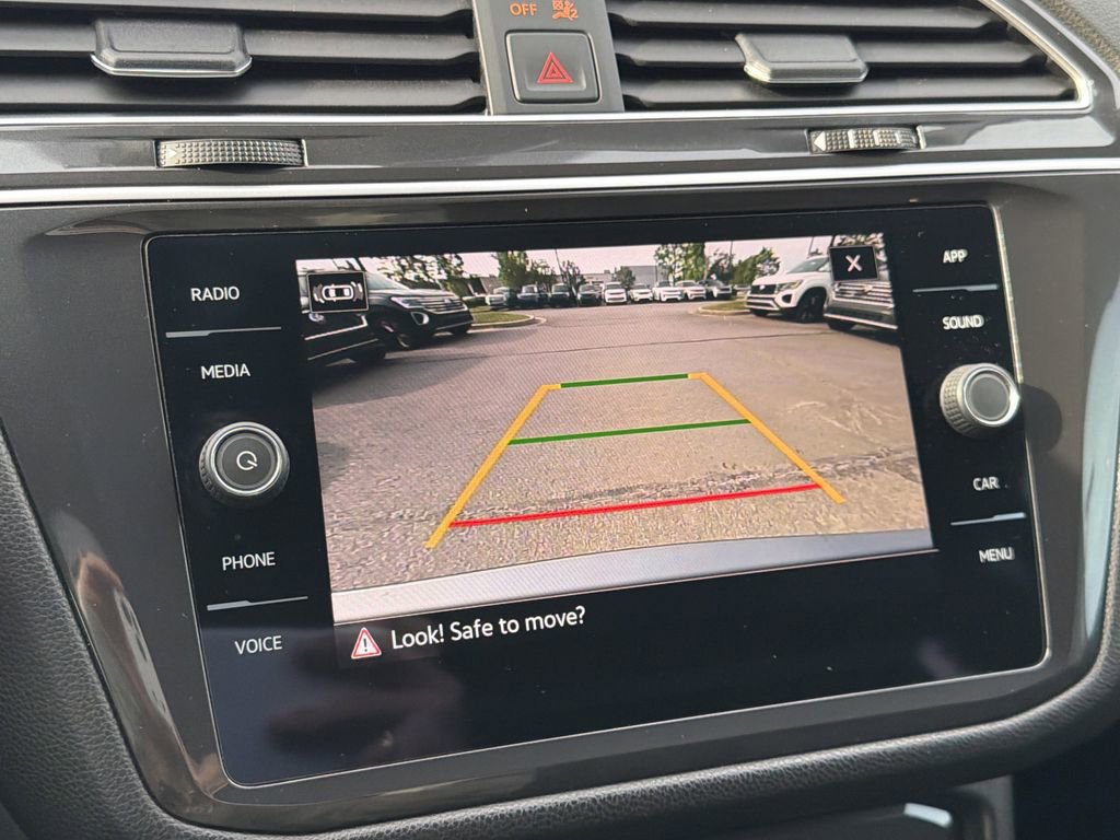 Used 2023 Volkswagen Tiguan SE FWD image 28