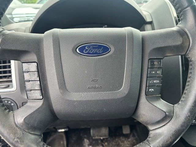 Used 2011 Ford Escape Limited w/ 302A Rapid Spec Order Code FWD image 17