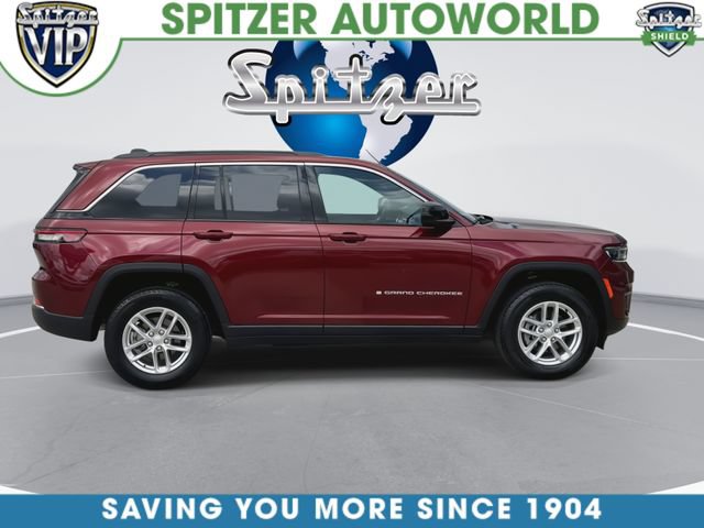 Used 2024 Jeep Grand Cherokee Laredo X AWD/4WD image 10