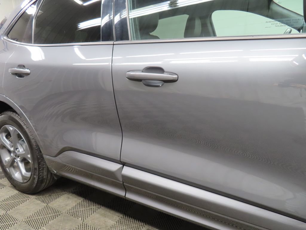 Used 2024 Ford Escape ST-Line image 25