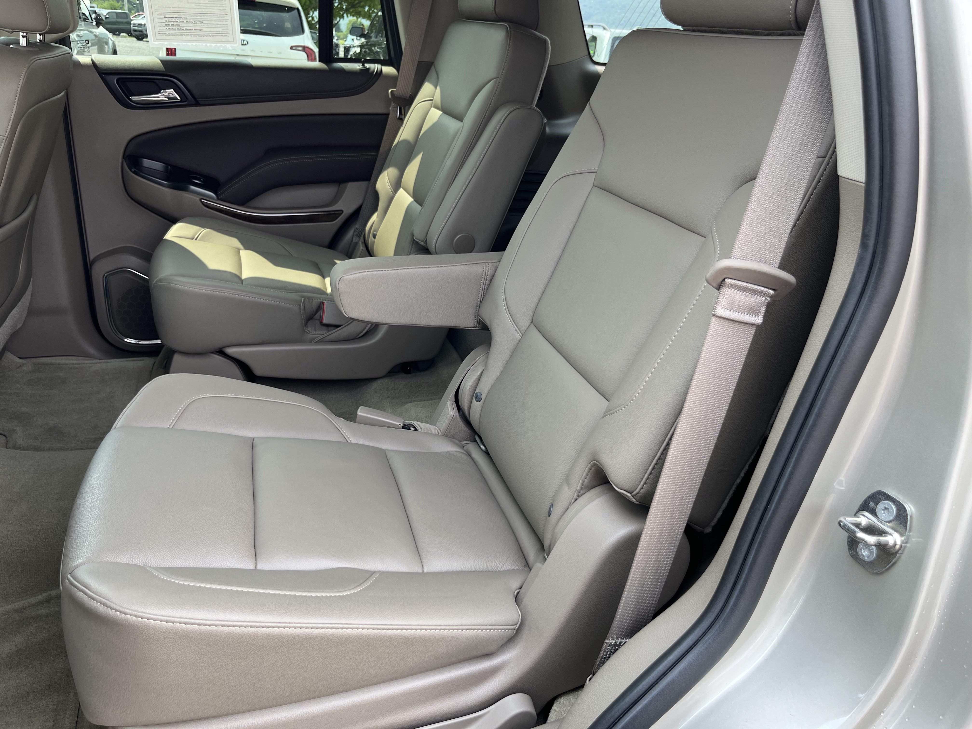 Used 2015 Chevrolet Tahoe LT w/ Luxury Package AWD/4WD image 20