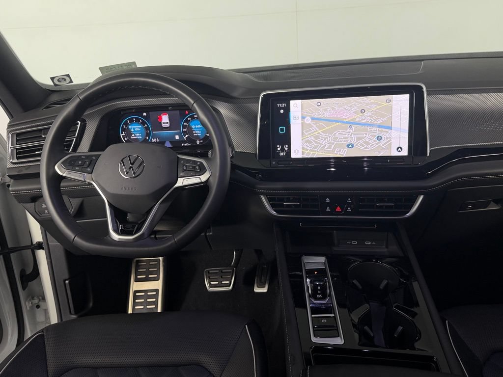 Used 2024 Volkswagen Atlas Cross Sport SEL Premium R-Line AWD/4WD image 14