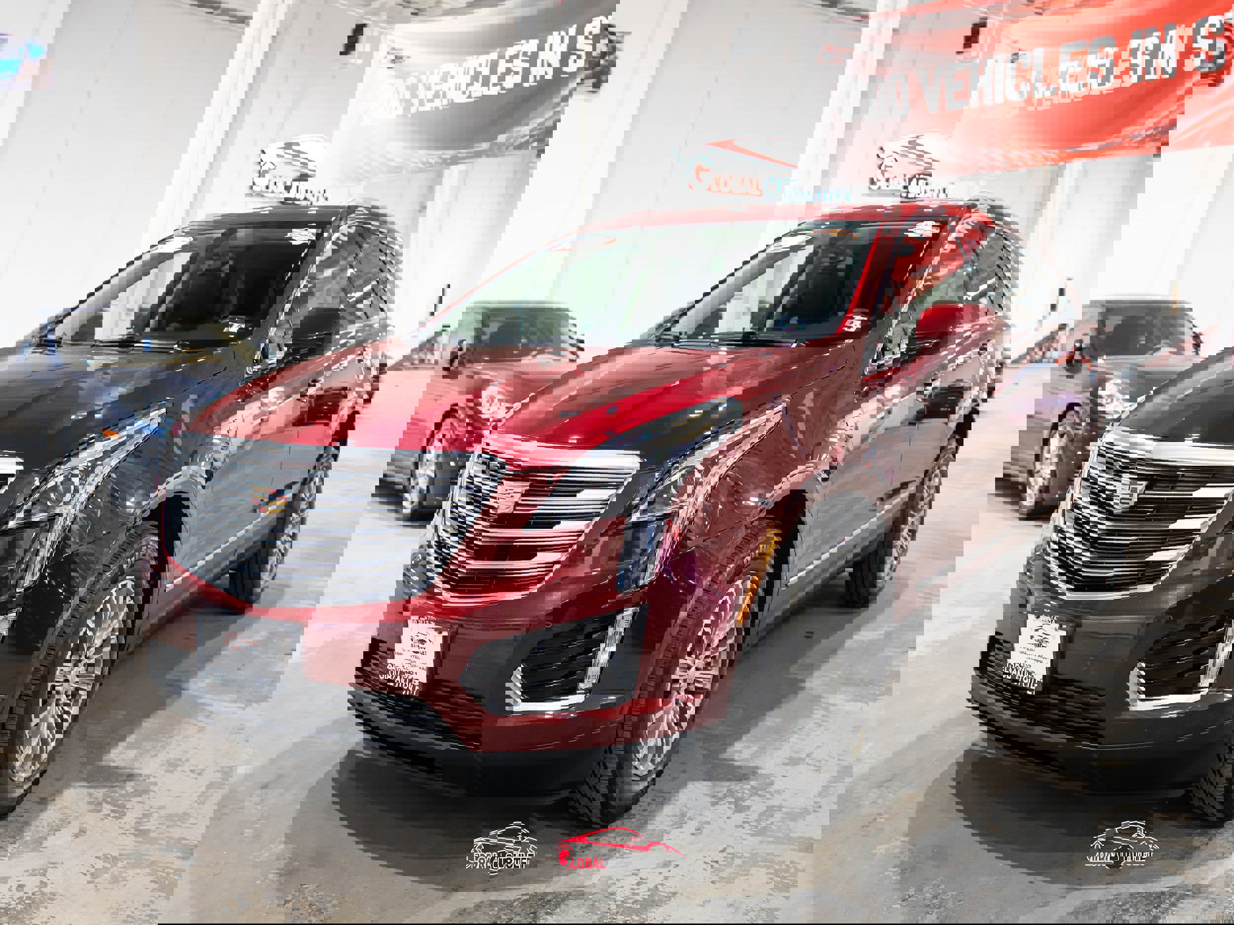 Used 2017 Cadillac XT5 Luxury image 3