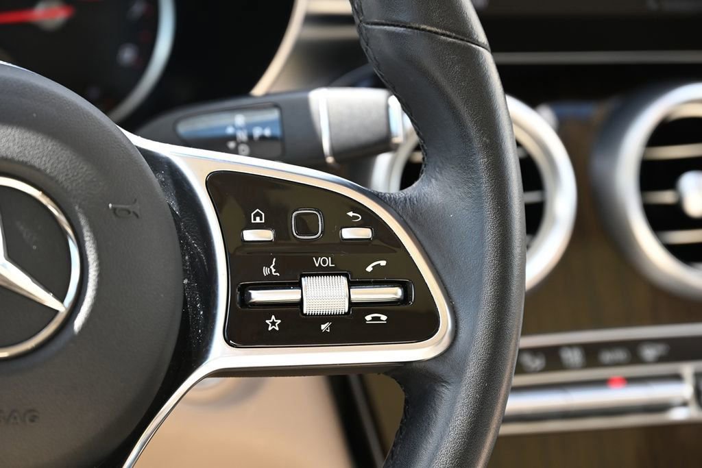 Used 2020 Mercedes-Benz GLC 300 GLC 300 image 17