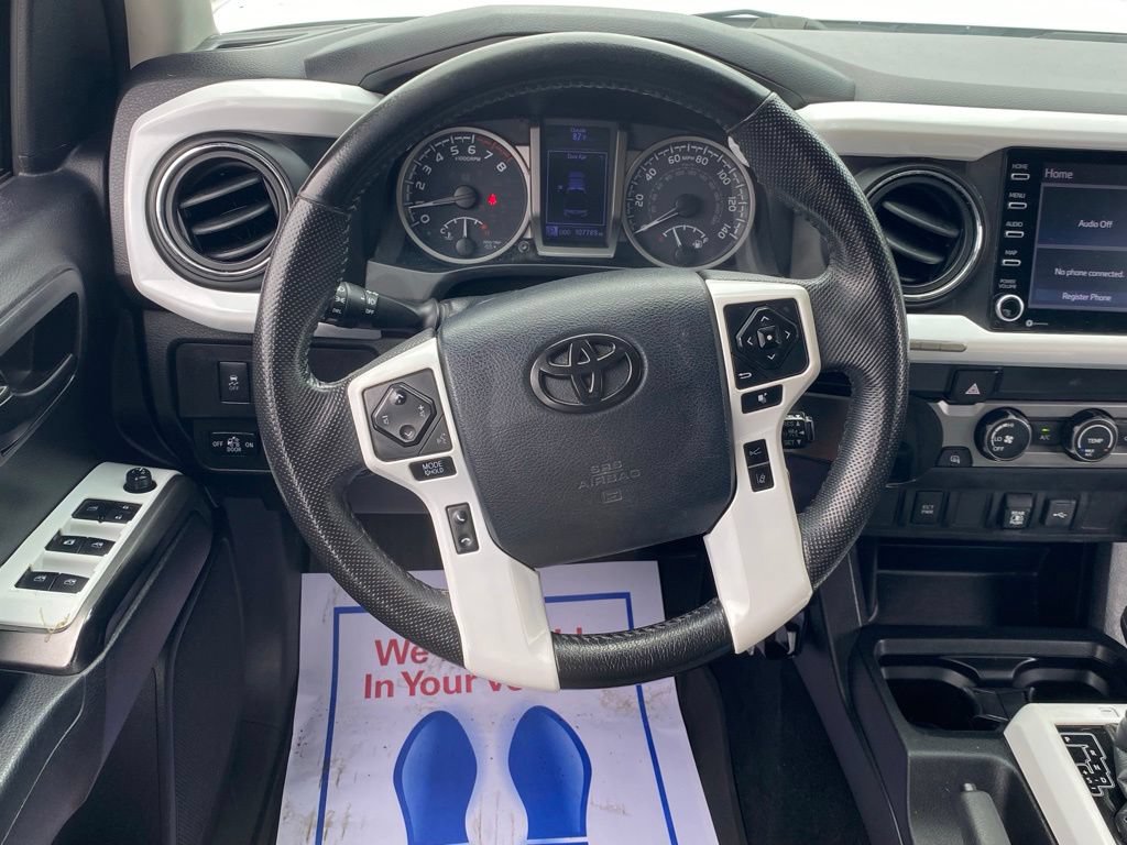 Used 2020 Toyota Tacoma SR5 RWD image 10