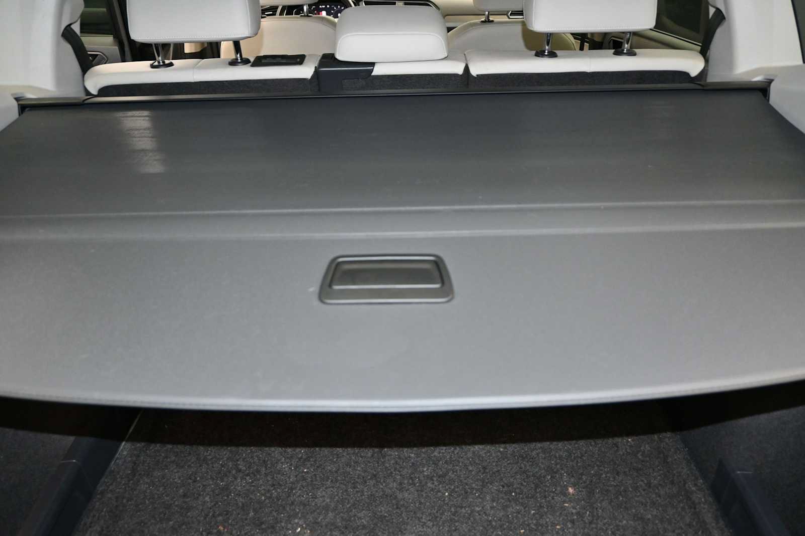 Used 2021 Volkswagen Tiguan SEL AWD/4WD image 25
