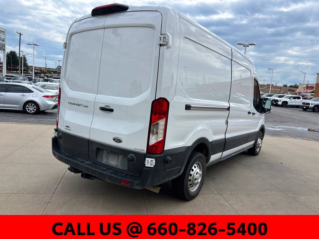 Used 2025 Ford Transit 250 148 Medium Roof Extended AWD w/ Load Area Protection Package image 10