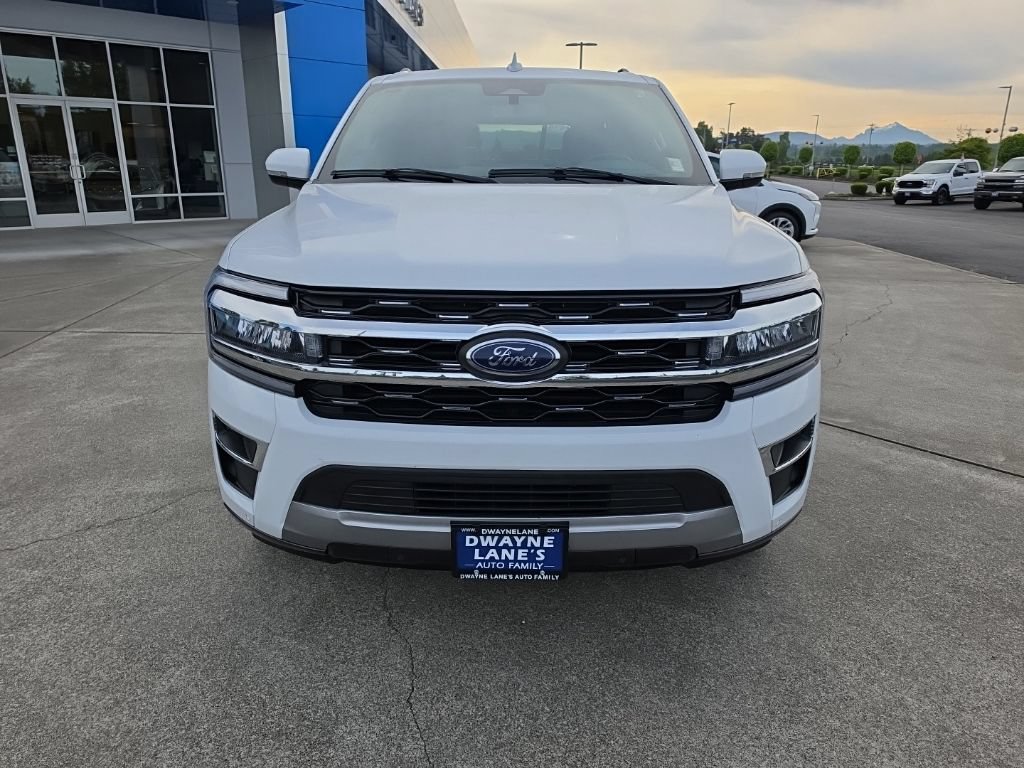 Used 2024 Ford Expedition Limited AWD/4WD image 6