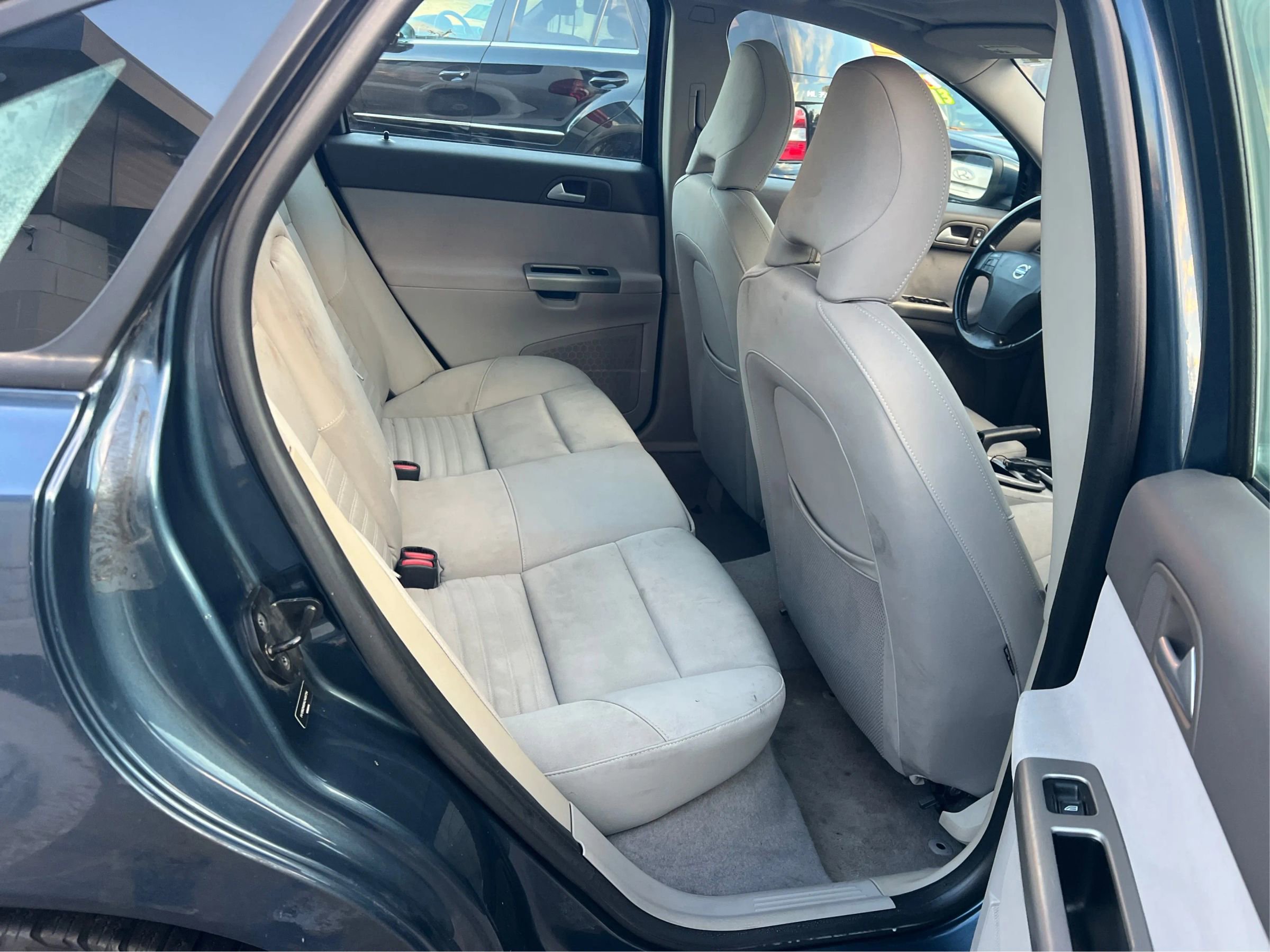 Used 2010 Volvo S40 2.4i image 25