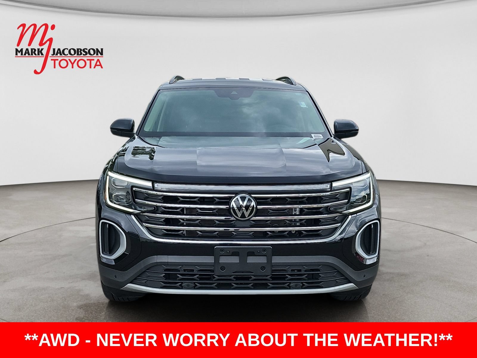 Used 2024 Volkswagen Atlas SE AWD/4WD image 2