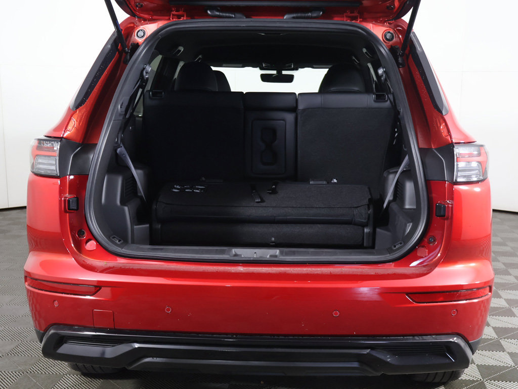 New 2026 Mitsubishi Outlander LE FWD image 17