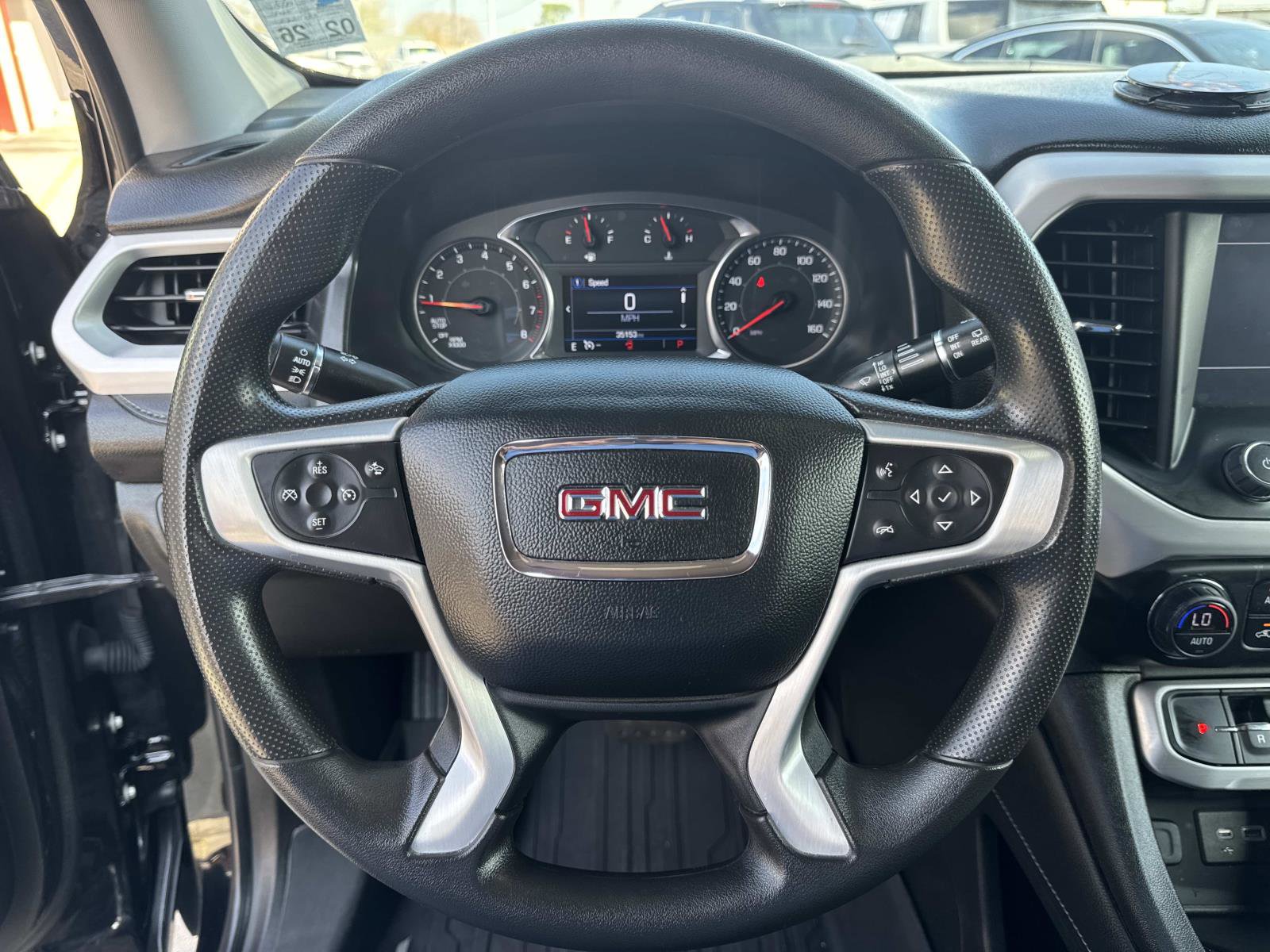 Used 2023 GMC Acadia SLE w/ Driver Convenience Package image 21