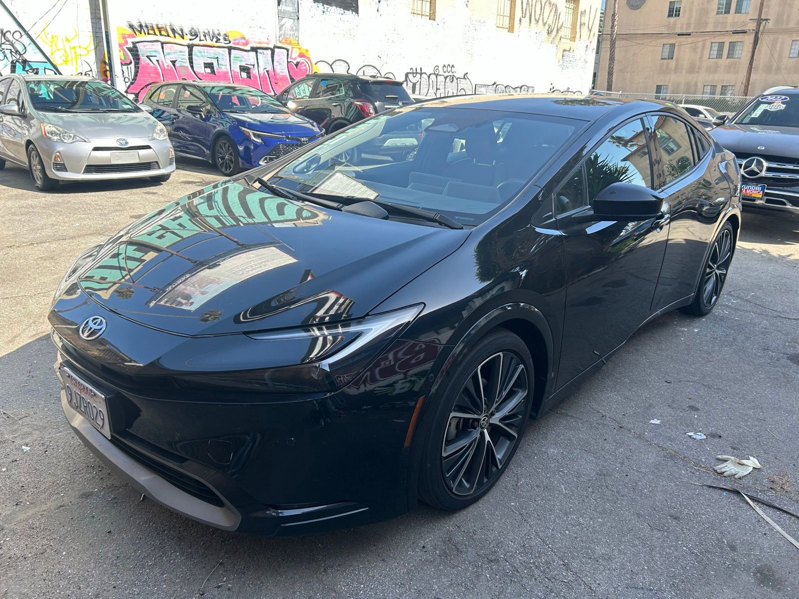 Used 2024 Toyota Prius Limited w/ Limited Premium Package image 2