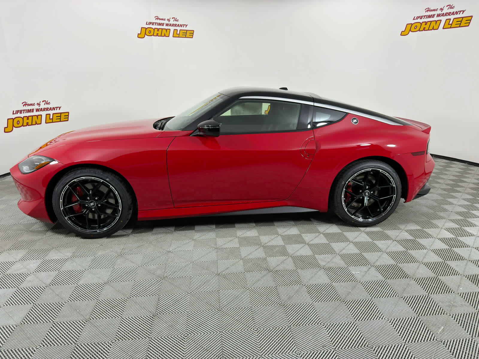 New 2027 Nissan Z Performance RWD image 2