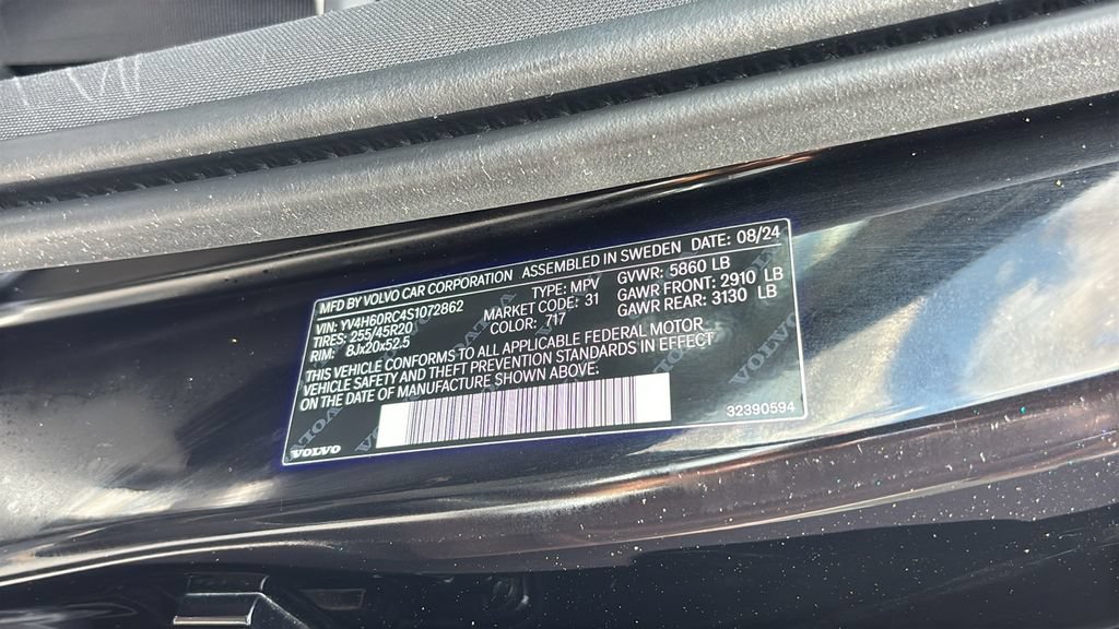 Certified 2025 Volvo XC60 T8 Plus w/ Protection Package Premier AWD/4WD image 33