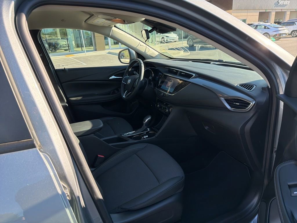 Used 2023 Buick Encore GX Select image 21