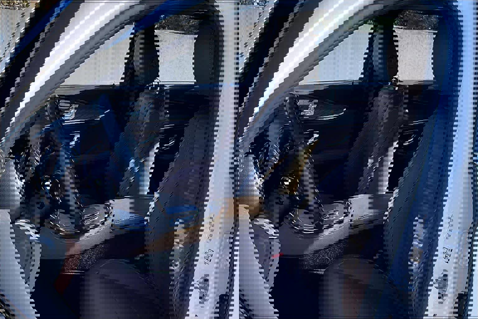 Used 2022 Mercedes-Benz E 350 Sedan image 9