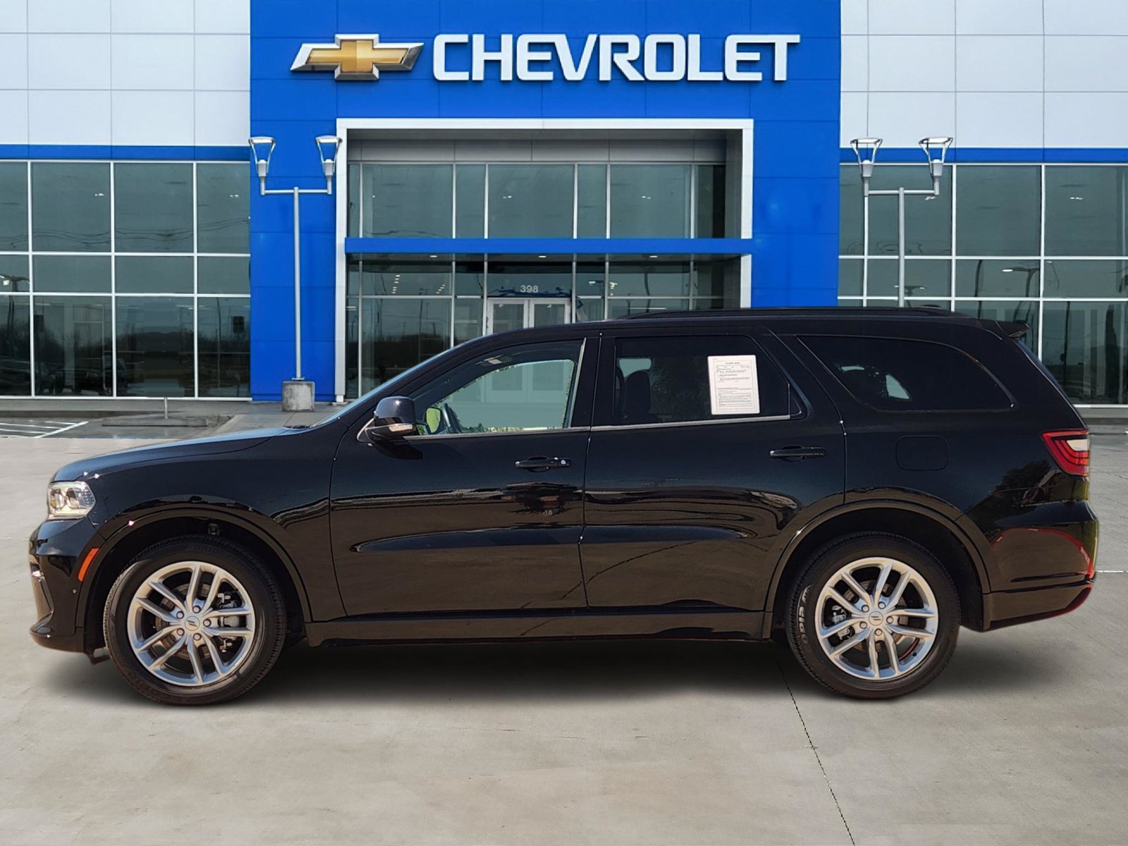 Used 2025 Dodge Durango GT AWD/4WD image 3