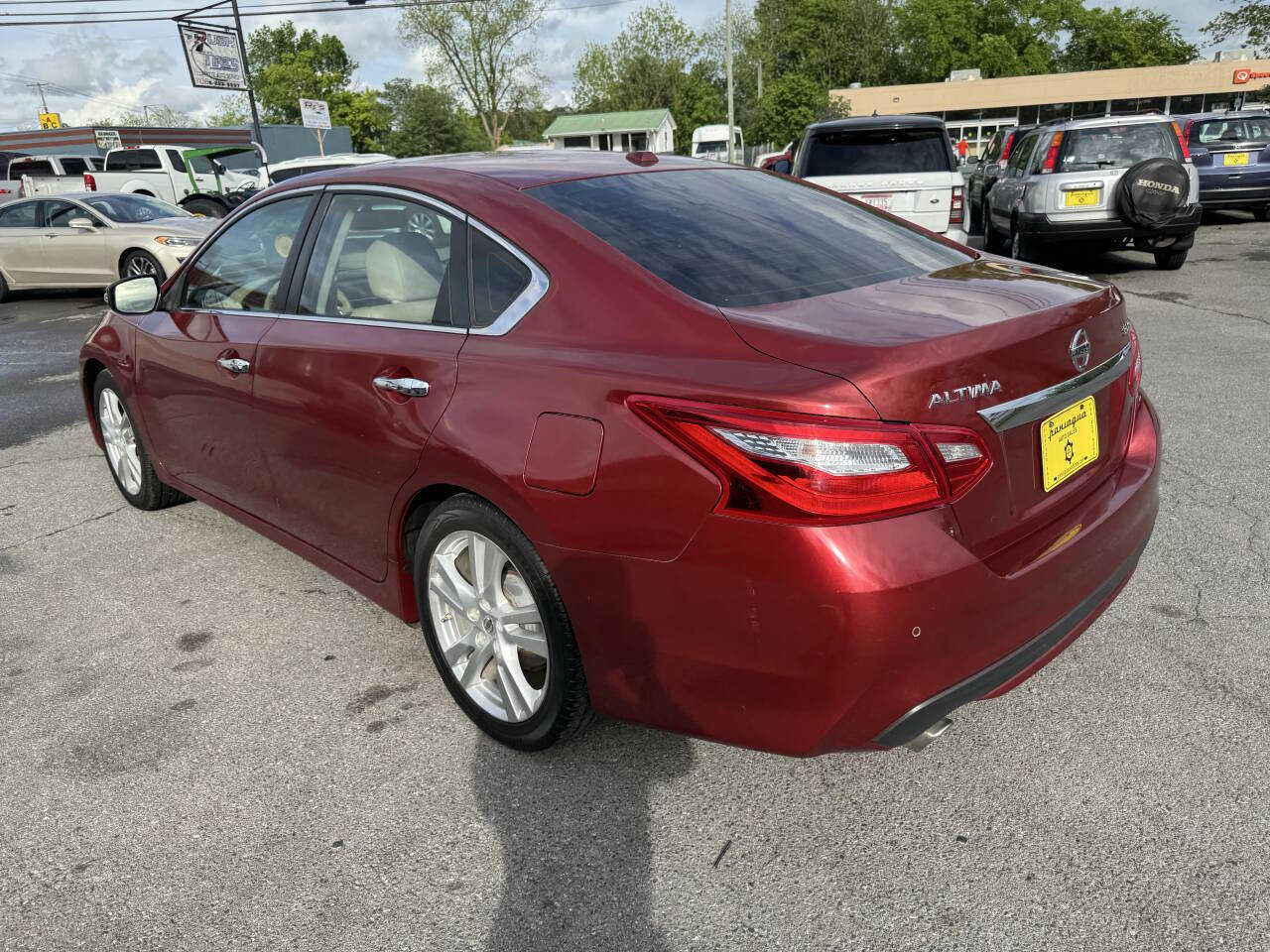 Used 2016 Nissan Altima 3.5 SL image 8
