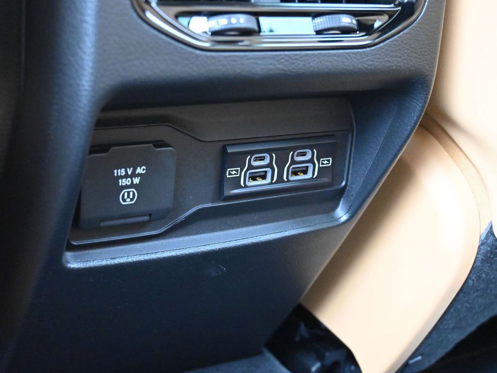 New 2025 Jeep Grand Cherokee Summit image 36