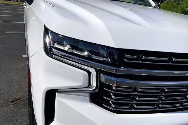 Used 2023 Chevrolet Suburban Premier AWD/4WD image 29