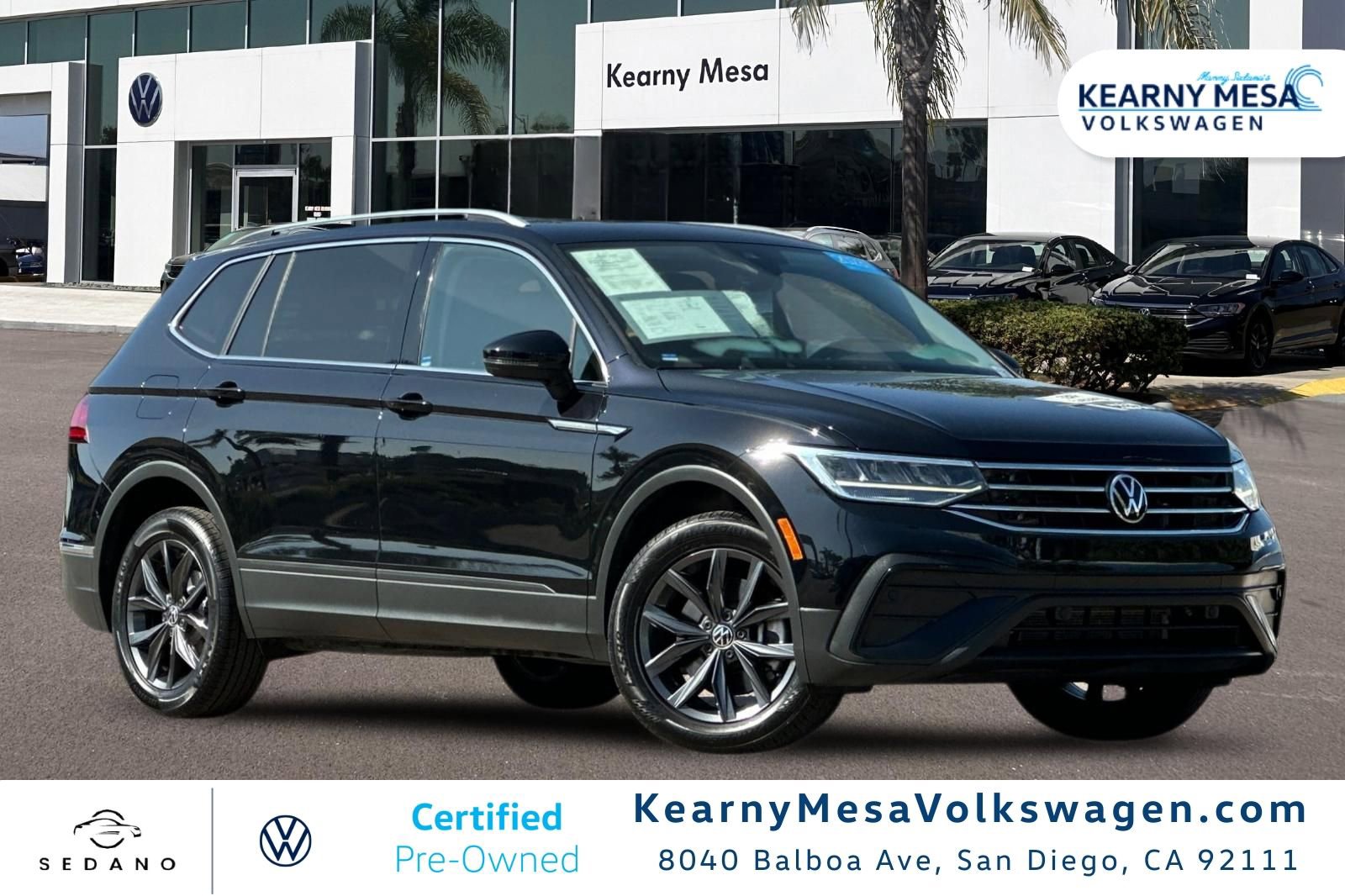 Used 2023 Volkswagen Tiguan SE w/ Panoramic Sunroof Package FWD image 1