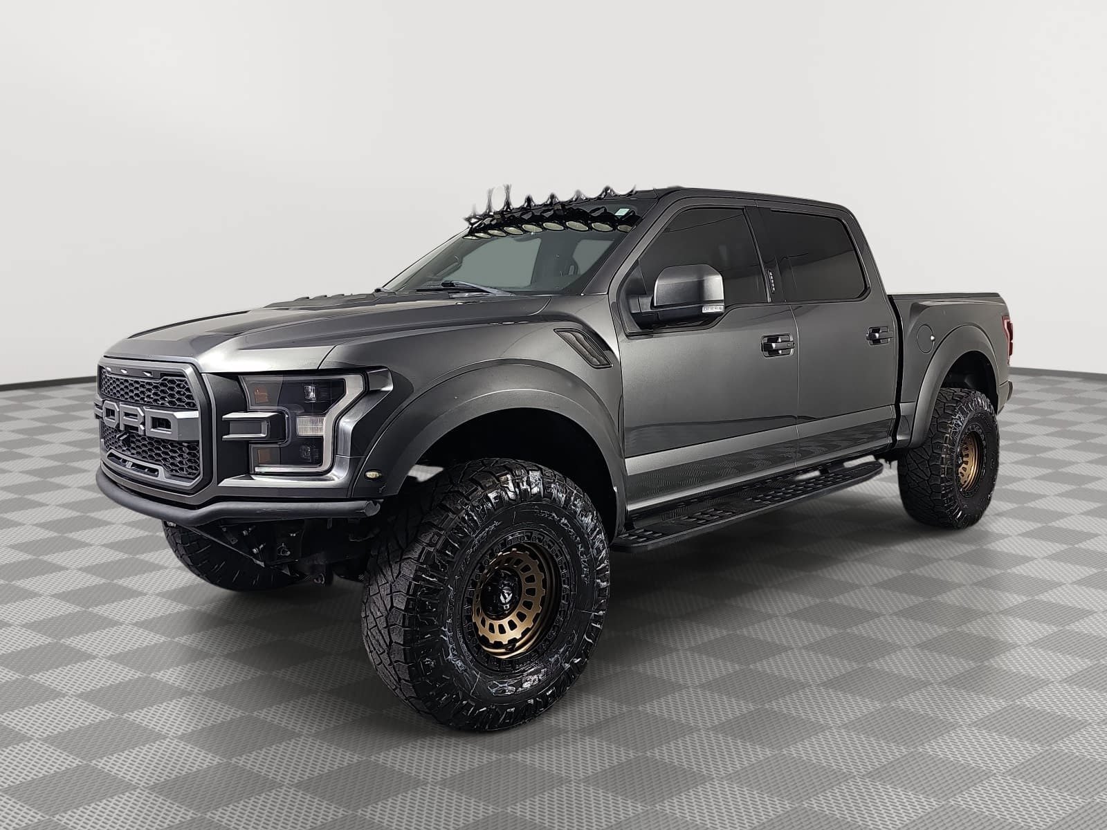Used 2018 Ford F150 Raptor w/ Equipment Group 802A Luxury AWD/4WD image 4