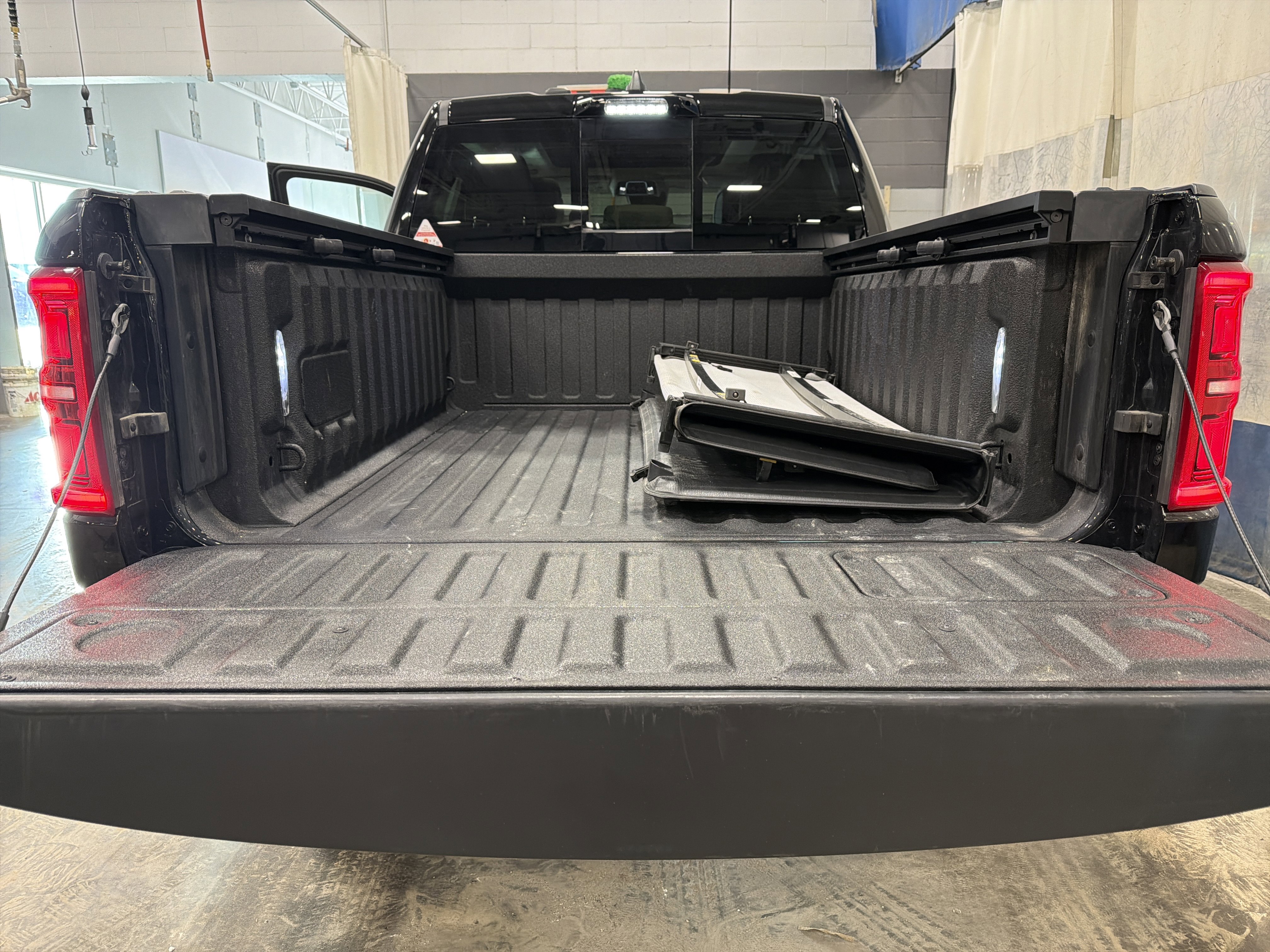 Used 2025 RAM 1500 Tungsten image 28