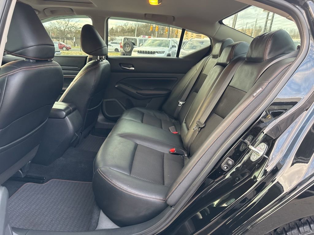 Used 2020 Nissan Altima 2.5 SR w/ Premium Package image 31