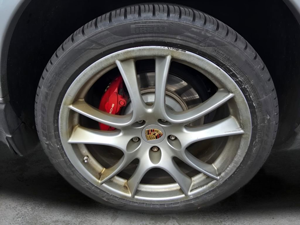Used 2008 Porsche Cayenne Turbo AWD/4WD image 18