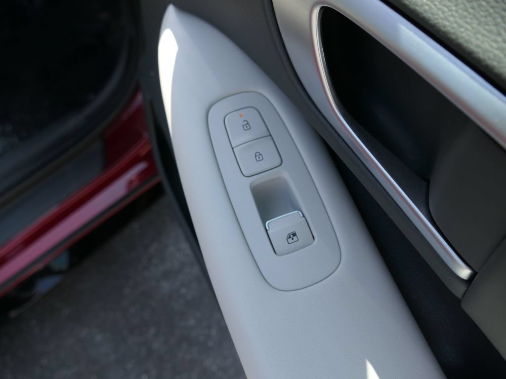 Certified 2025 Hyundai Sonata SEL FWD image 26