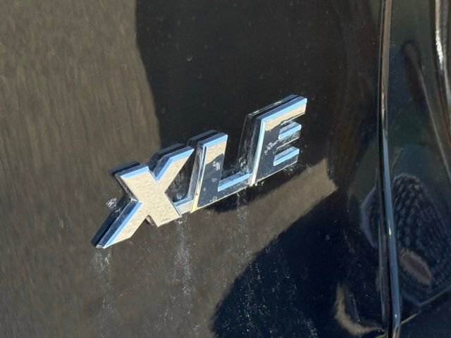 Used 2024 Toyota RAV4 XLE image 15