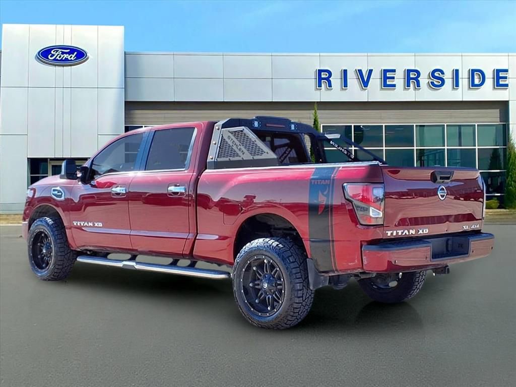 Used 2020 Nissan Titan SL w/ Moonroof Package image 4