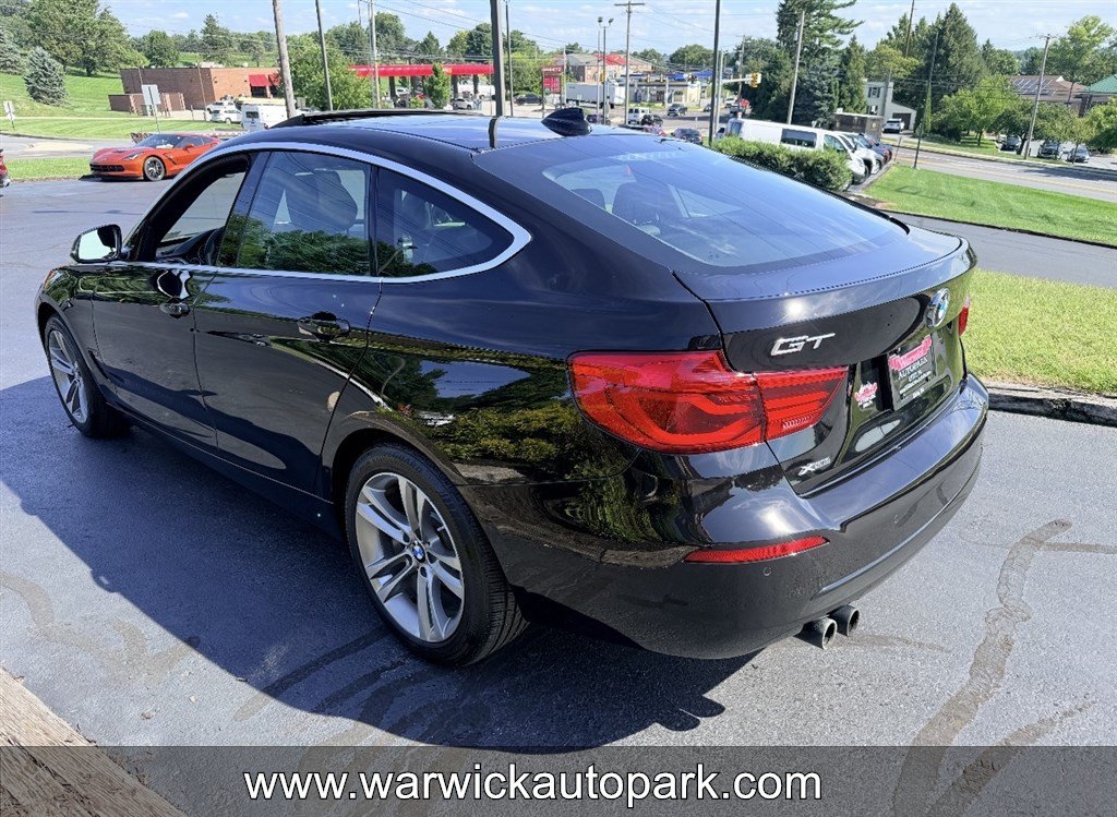 Used 2017 BMW 330i Gran Turismo xDrive AWD/4WD image 12
