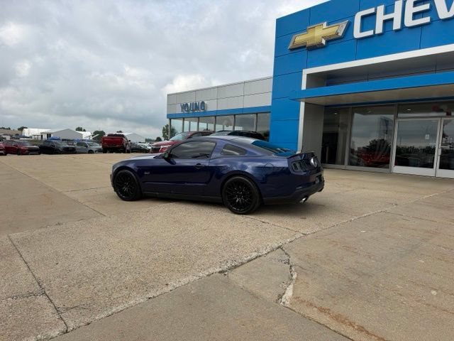 Used 2012 Ford Mustang GT Premium RWD image 3