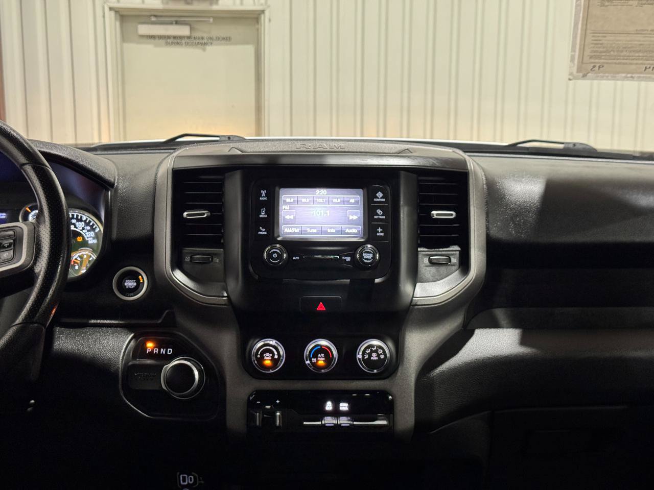 Used 2022 RAM 2500 Tradesman AWD/4WD image 21