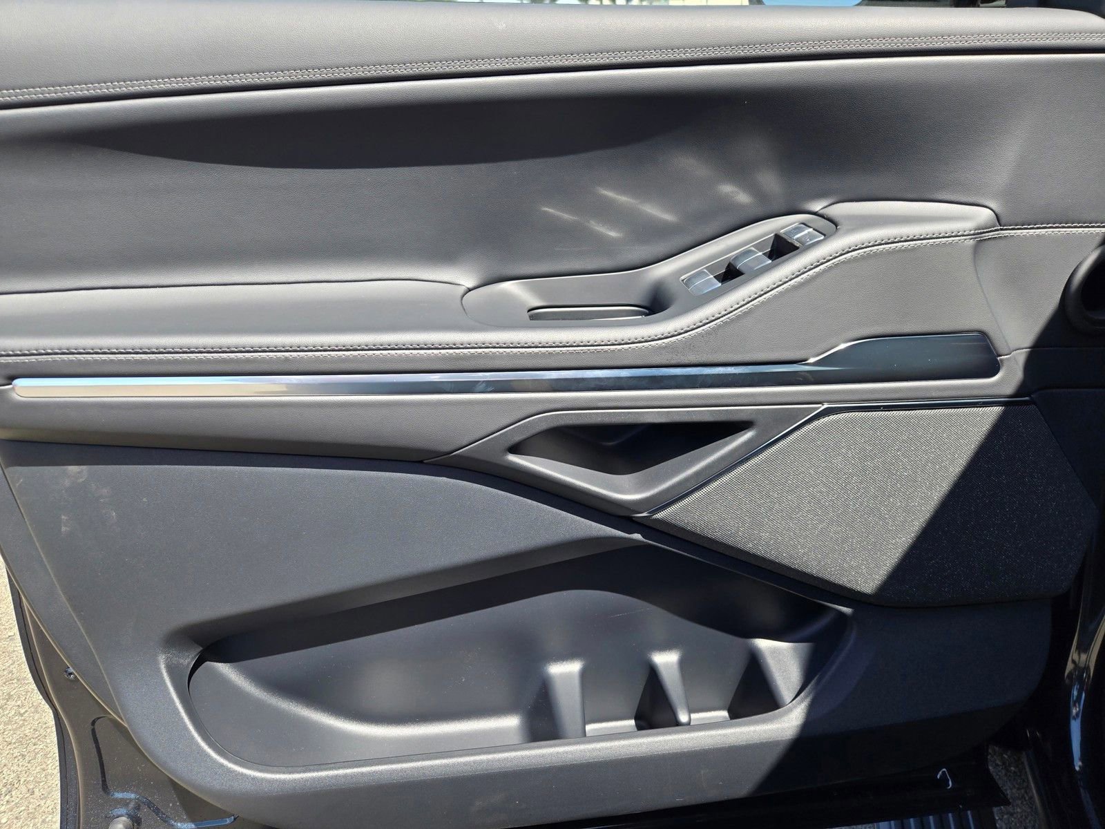 New 2026 Lincoln Navigator L Reserve AWD/4WD image 9