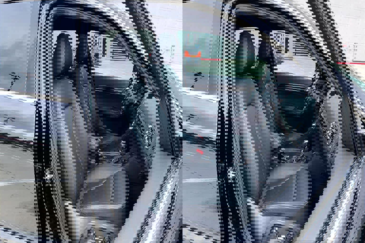 Used 2016 Audi Q3 2.0T Premium Plus w/ Technology Package AWD/4WD image 9