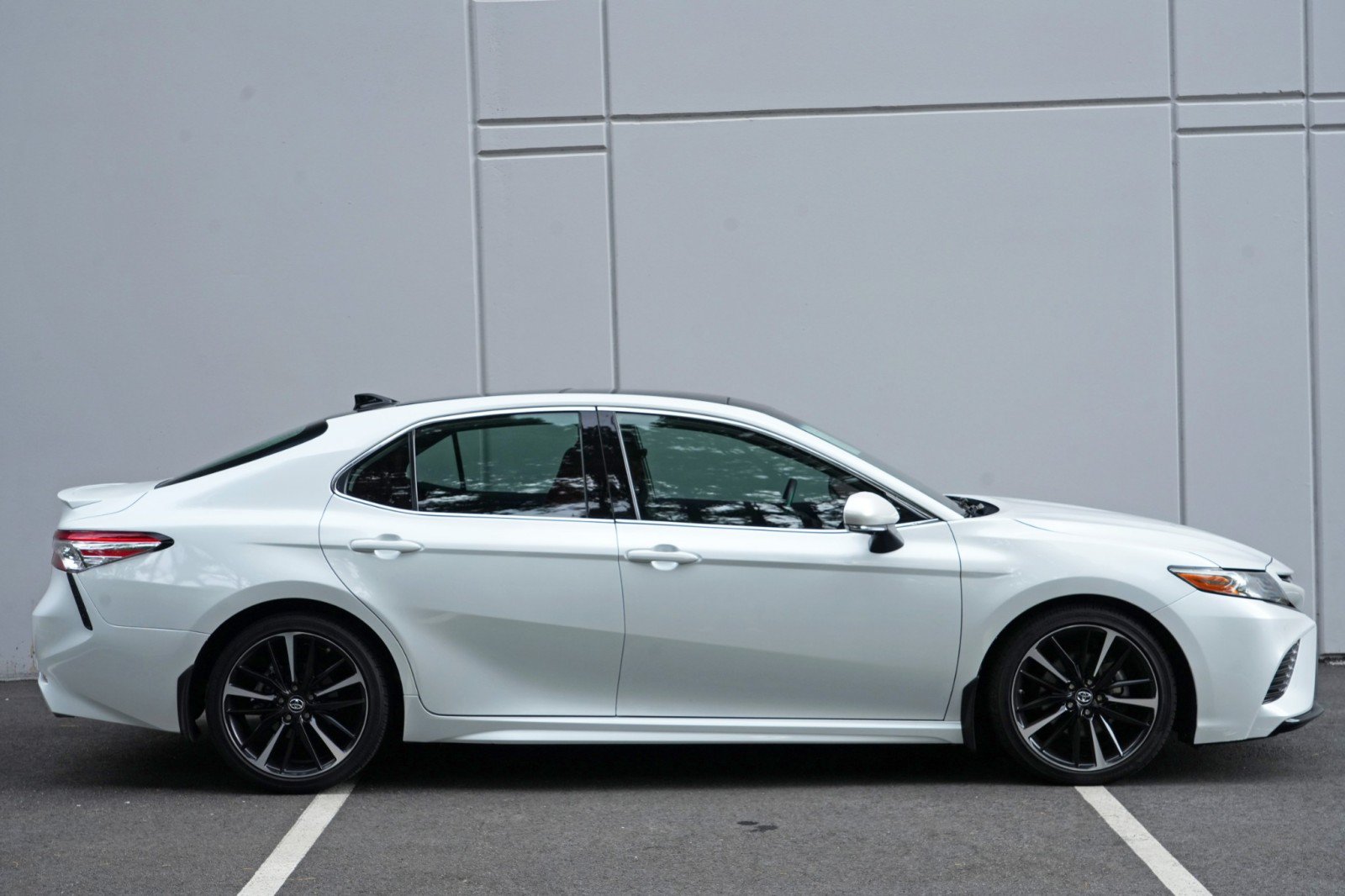 Used 2019 Toyota Camry XSE FWD image 51