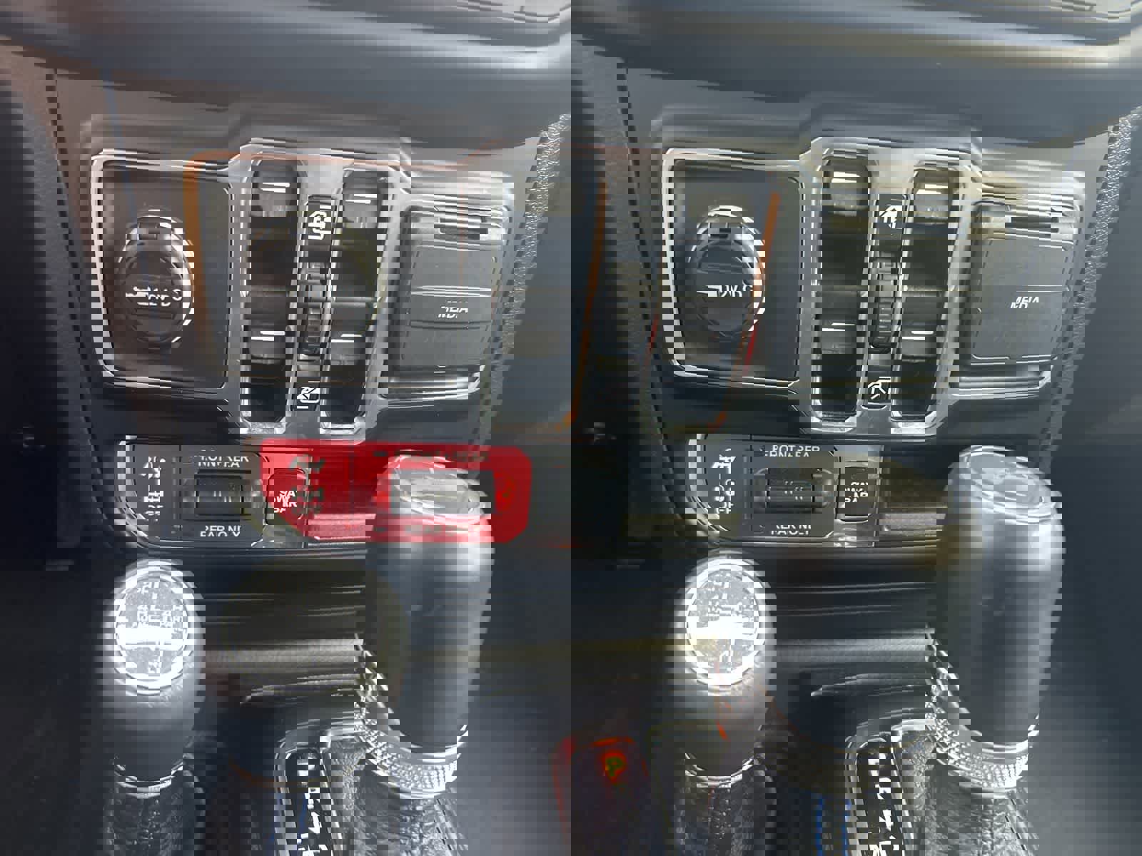 Used 2021 Jeep Wrangler Unlimited Rubicon 4xe w/ Steel Bumper Group image 56