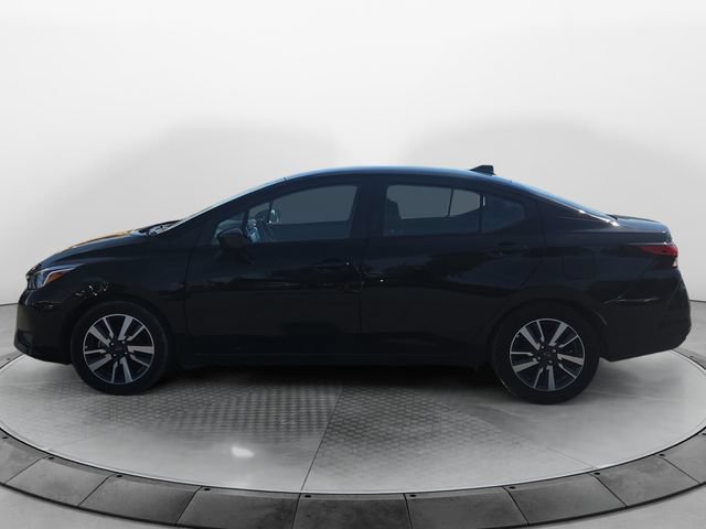 Used 2023 Nissan Versa SV FWD image 2