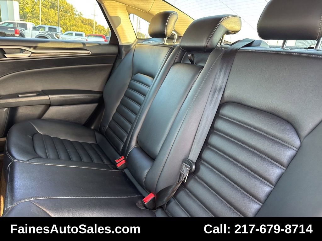 Used 2019 Ford Fusion SEL image 39