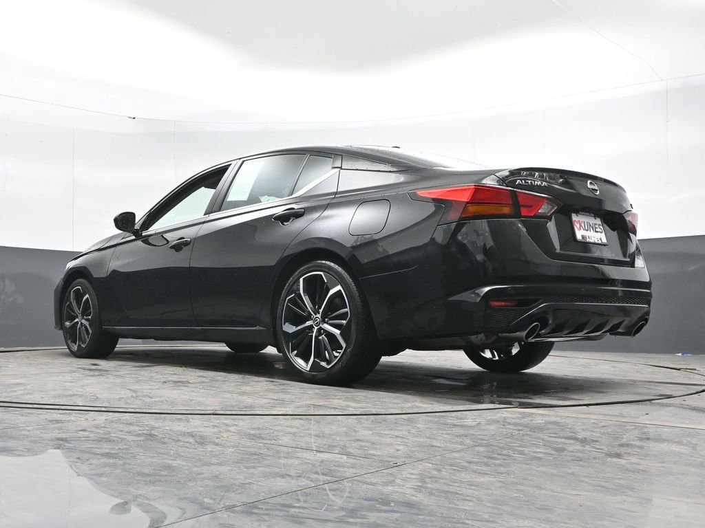 Used 2025 Nissan Altima 2.5 SR image 49