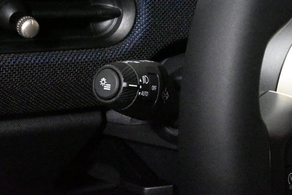 Used 2025 MINI Cooper S image 27