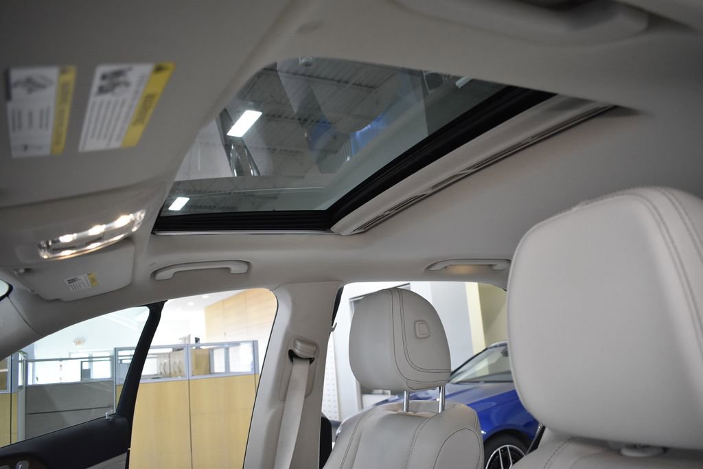 Used 2024 Mercedes-Benz GLE 450 4MATIC image 49